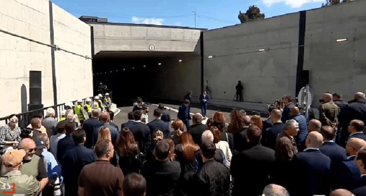 Speaking at the opening of a new tunnel connecting University and Kavtaradze streets, Kobakhidze described the capital as “much more developed, greener, and more beautiful” than in previous years.