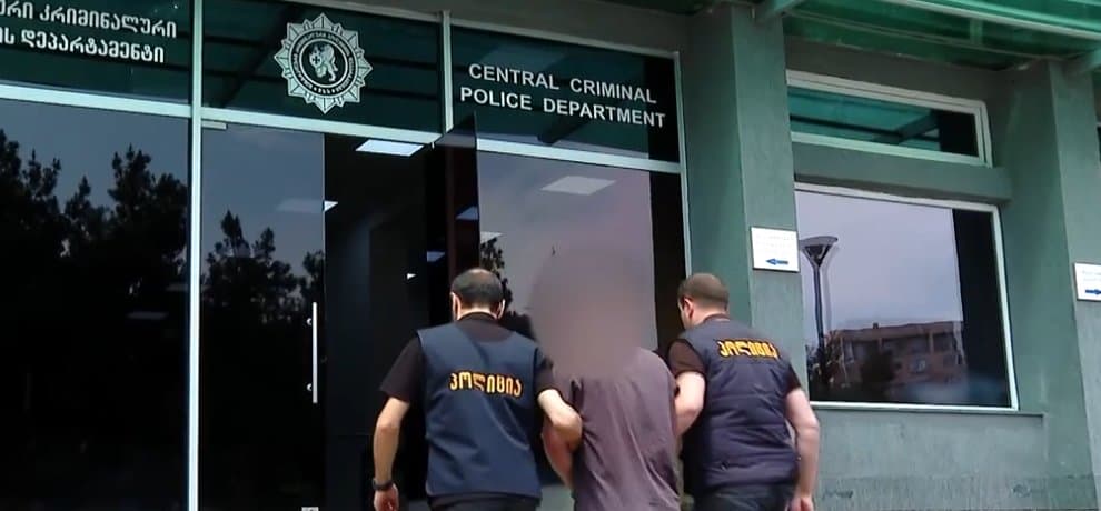 შსს-მ 5 ნარკორეალიზატორი დააკავა