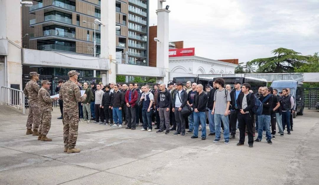 წვევამდელთა ეროვნულ სამხედრო სამსახურში 6 თვის ვადით გაწვეულმა პირებმა საწყისი საბრძოლო მომზადების გავლა დაიწყეს