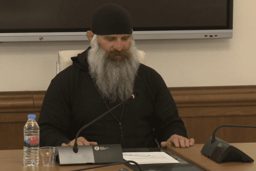 Frontnews image description