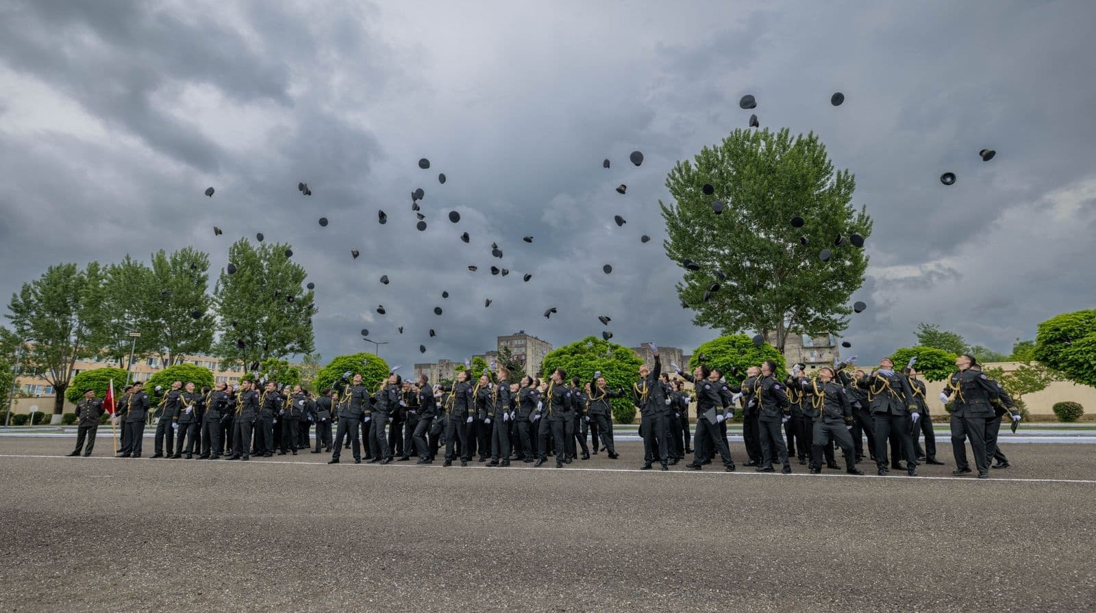 Frontnews image description