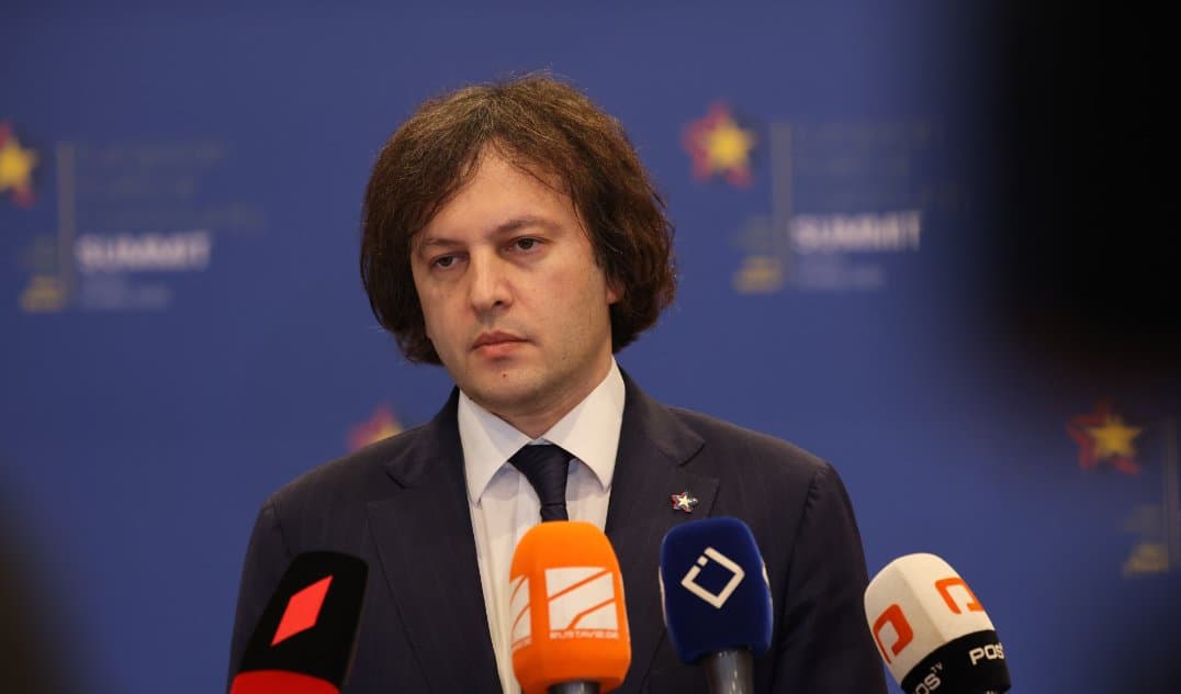 ირაკლი კობახიძე - როგორც პრეზიდენტ მაკრონთან, ისე რობერტა მეცოლასთან, საუბარი გვქონდა იმ თემებზე, რომლებიც საქართველოს განვითარებას, ევროპულ პერსპექტივასა და რეგიონში ჩვენს როლს შეეხება