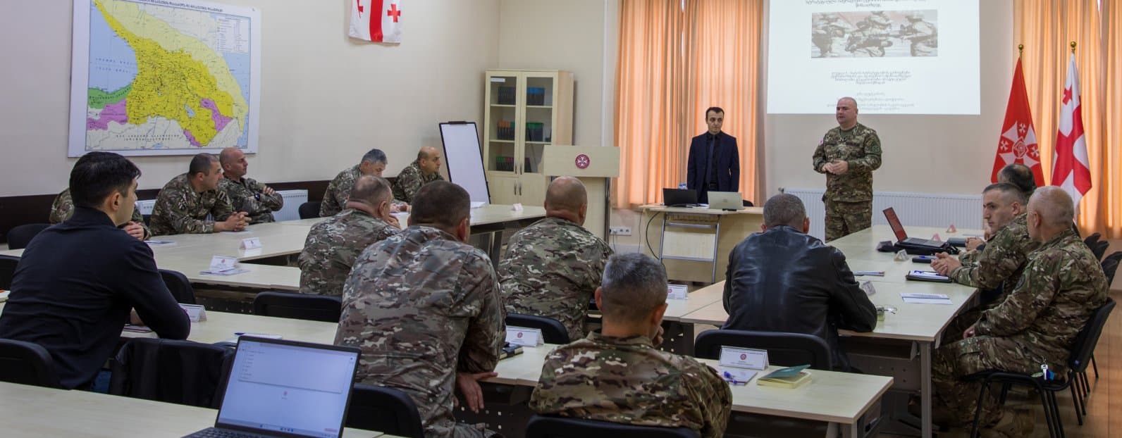 Frontnews image description