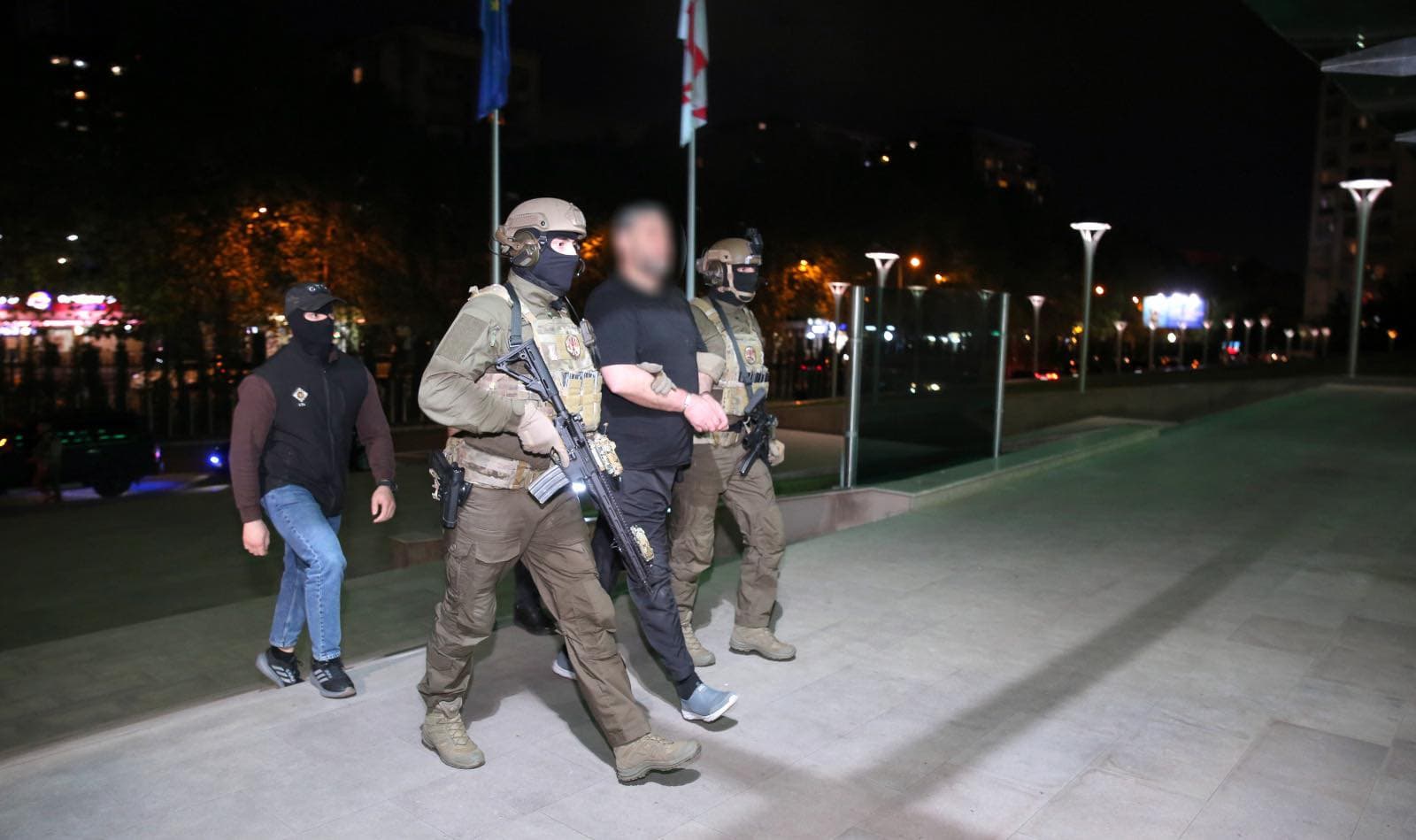 Frontnews image description