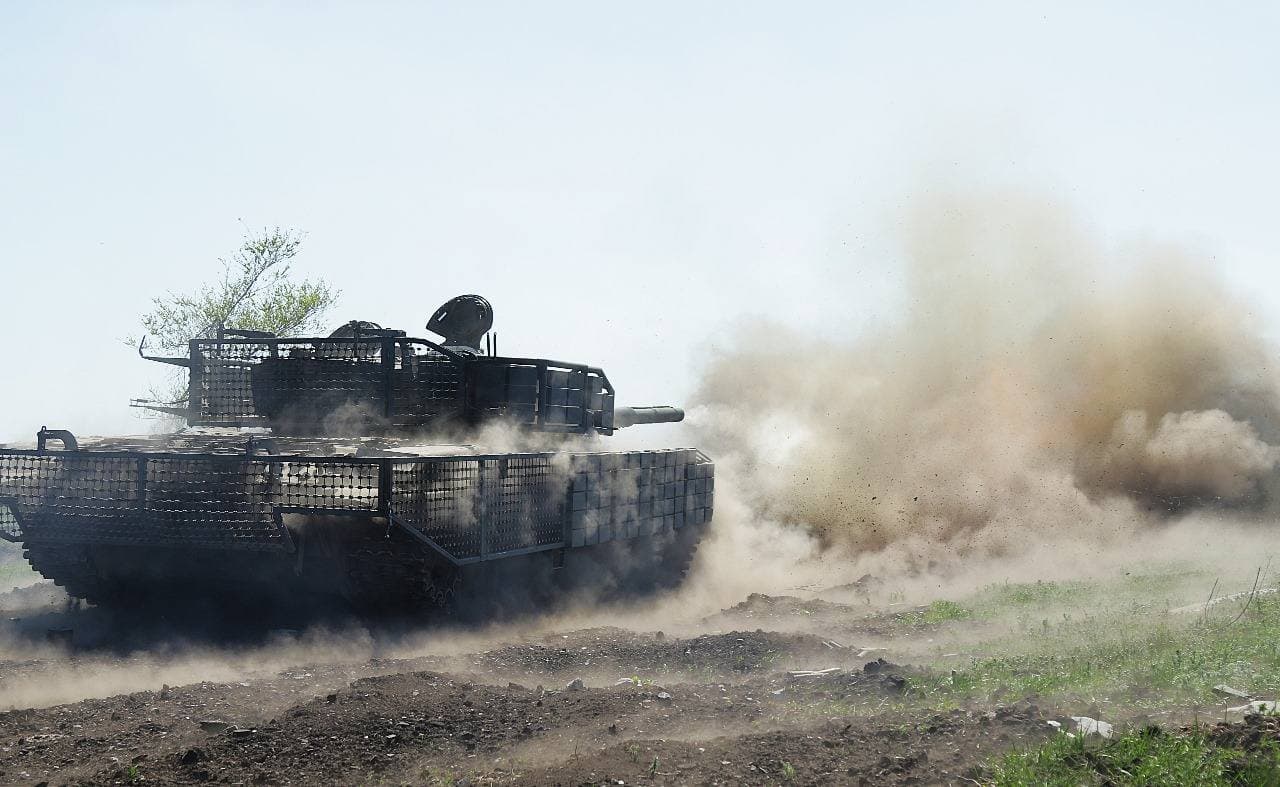 Frontnews image description