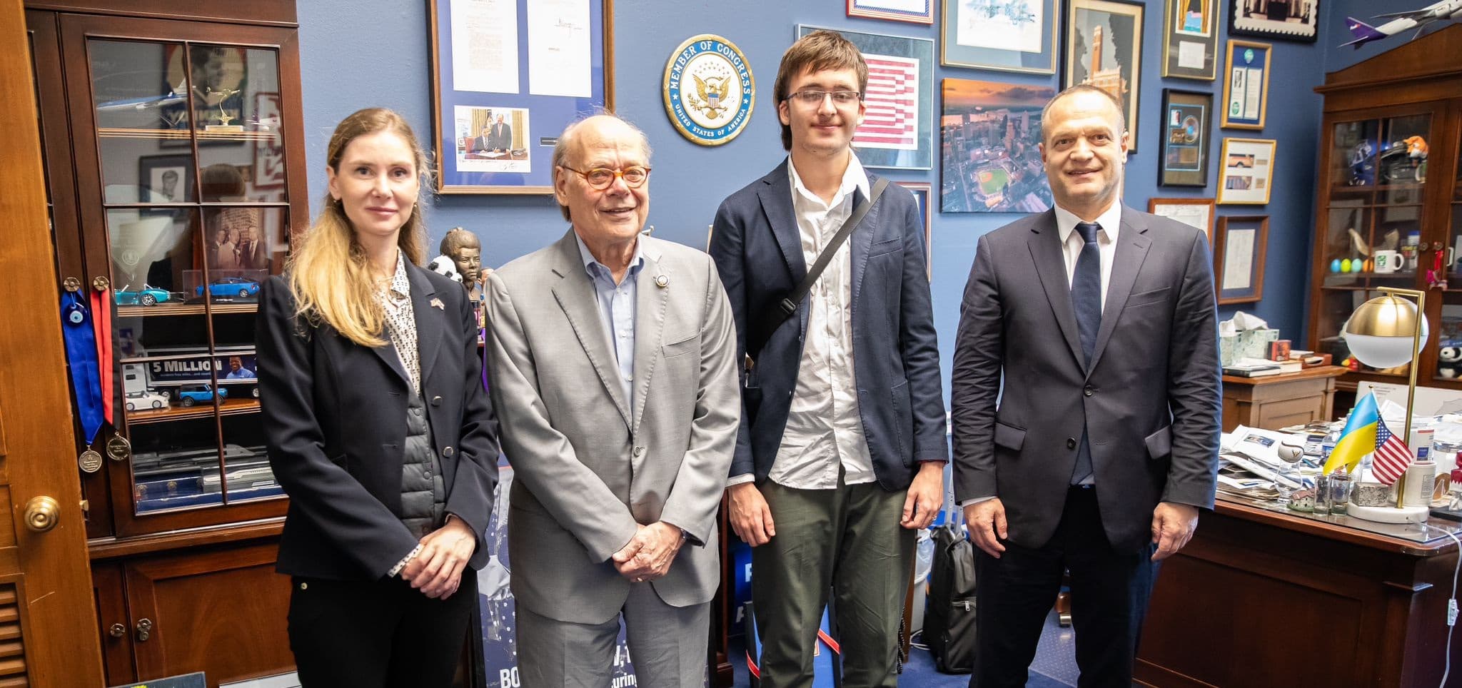 During their visit, Bokuchava and Tsiskarishvili engaged in discussions with Congressman Cohen, one of the leading co-sponsors of the MEGOBARI Act. 