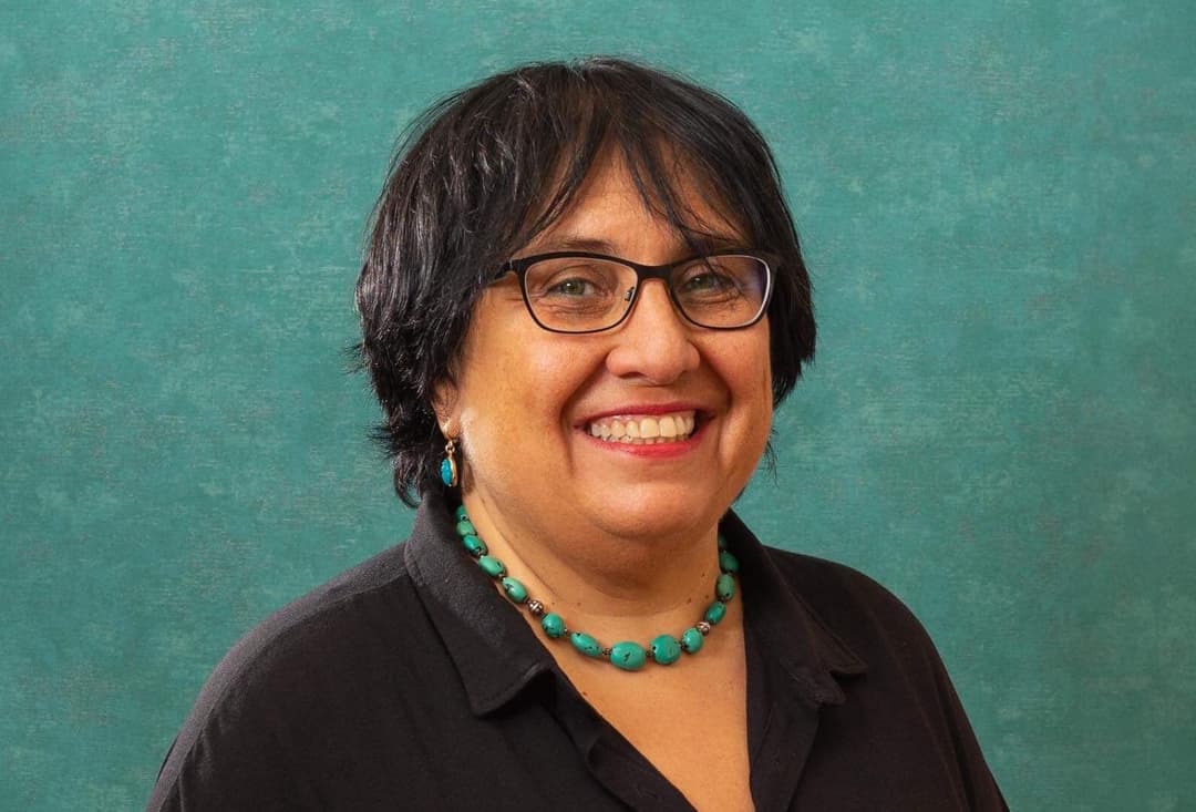 Georgian professor sends solidarity letter to her LGBTQ+ son on Anti-Homophobia Day