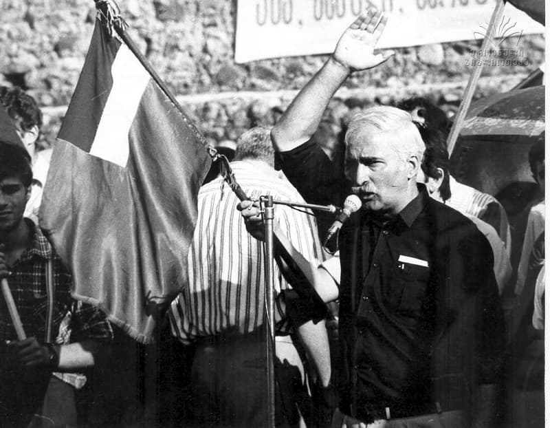 Frontnews image description