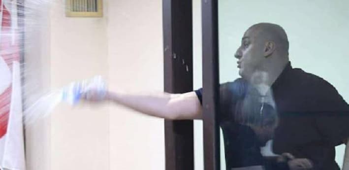 Opposition leader Melia throws water at judge while recounting his ‘kidnapping’