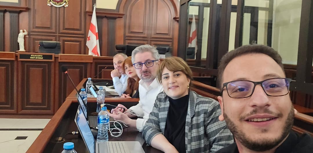 თორნიკე სხვიტარიძეს 5-დღიანი პატიმრობა შეეფარდა, ანი ქავთარაძეს - 5 000-ლარიანი ჯარიმა