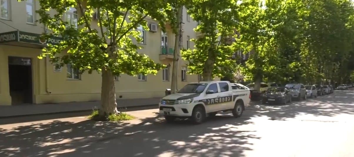 Frontnews image description