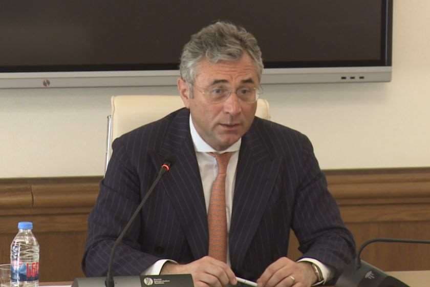 ირაკლი რუხაძე - ხავიერ სოლანა დაეხმარა ძმებ გაჩეჩილაძეებს „მაესტროსთვის“ ლიცენზიის მოპოვებაში, რის მერეც სააკაშვილმა დაიწყო არხის საკაბელოებიდან გამორთვა