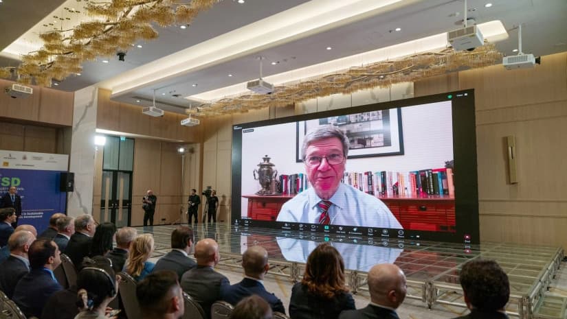 ჯეფრი საქსი - შეგვიძლია გვქონდეს 3+3 ფორმულა და თავიდან ავიცილოთ სამხრეთ კავკასიის რეგიონის პაიკად ყოფნა დასავლეთის თამაშში