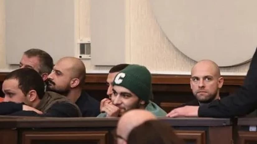 Frontnews image description