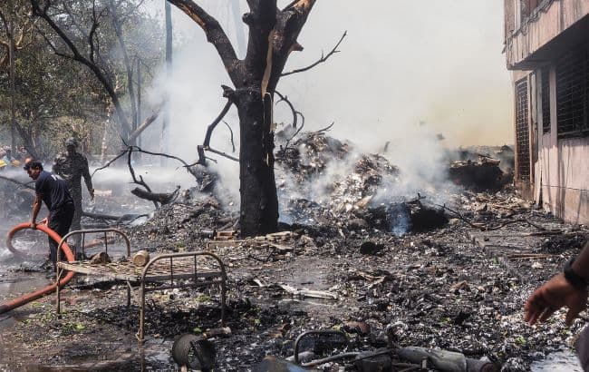 ინდოეთში ავიაკატასტროფის შედეგად ბორტზე მყოფი 241  ადამიანი დაიღუპა