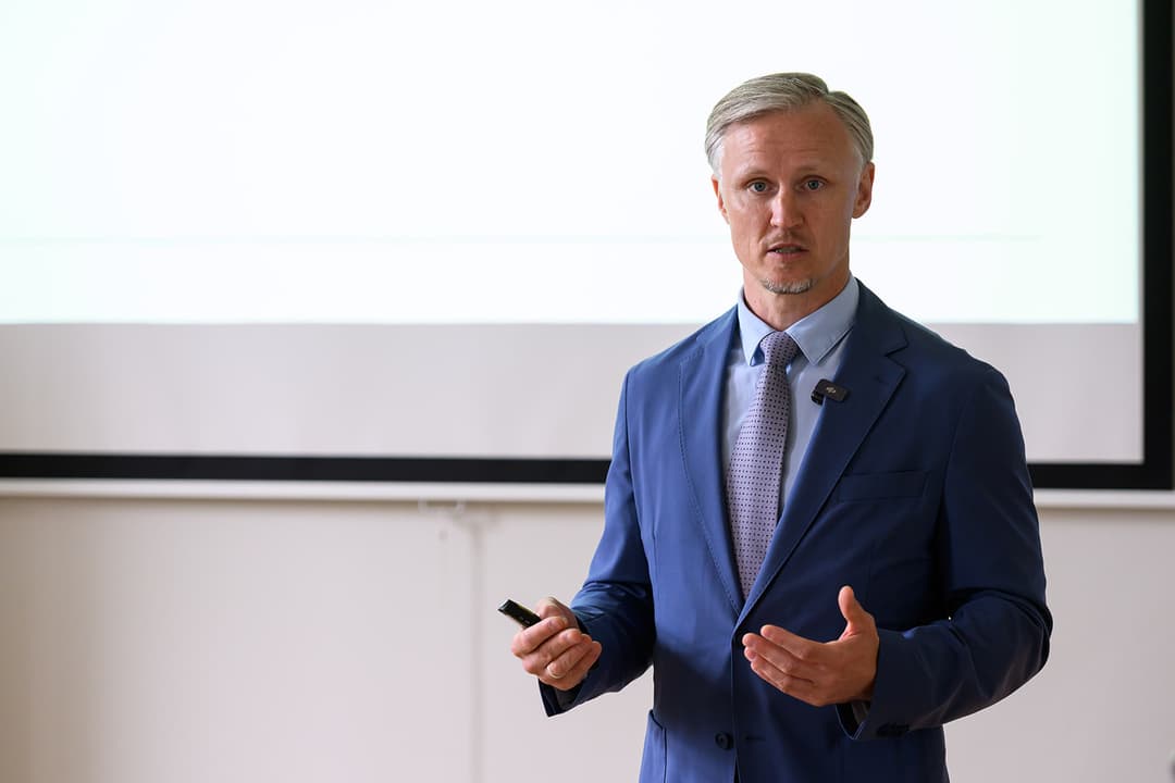 რიჰარდს კოლსი - უნდა ვიმოქმედოთ, სანამ საქართველო მეორე ბელარუსი გახდა