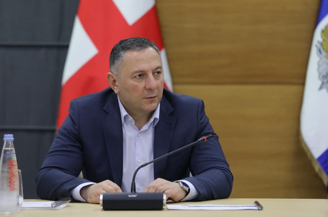 ვახტანგ გომელაური პროკურატურაში გამოკითხვაზე მივიდა