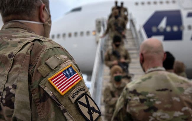 Bloomberg - აშშ-ის მაღალი რანგის ოფიციალური პირები უახლოეს დღეებში ირანზე ვაშინგტონის შესაძლო დარტყმისთვის ემზადებიან