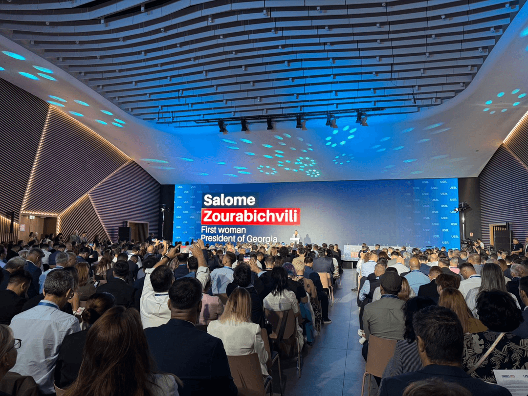 სალომე ზურაბიშვილი - 200-ზე მეტი დღეა, ქუჩაში პროტესტია, დამოუკიდებელი მედიები იბრძვიან არსებობისთვის, ოპოზიციური ლიდერები ციხეში სხედან, 60-მდე აქტივისტი ელოდება განაჩენს