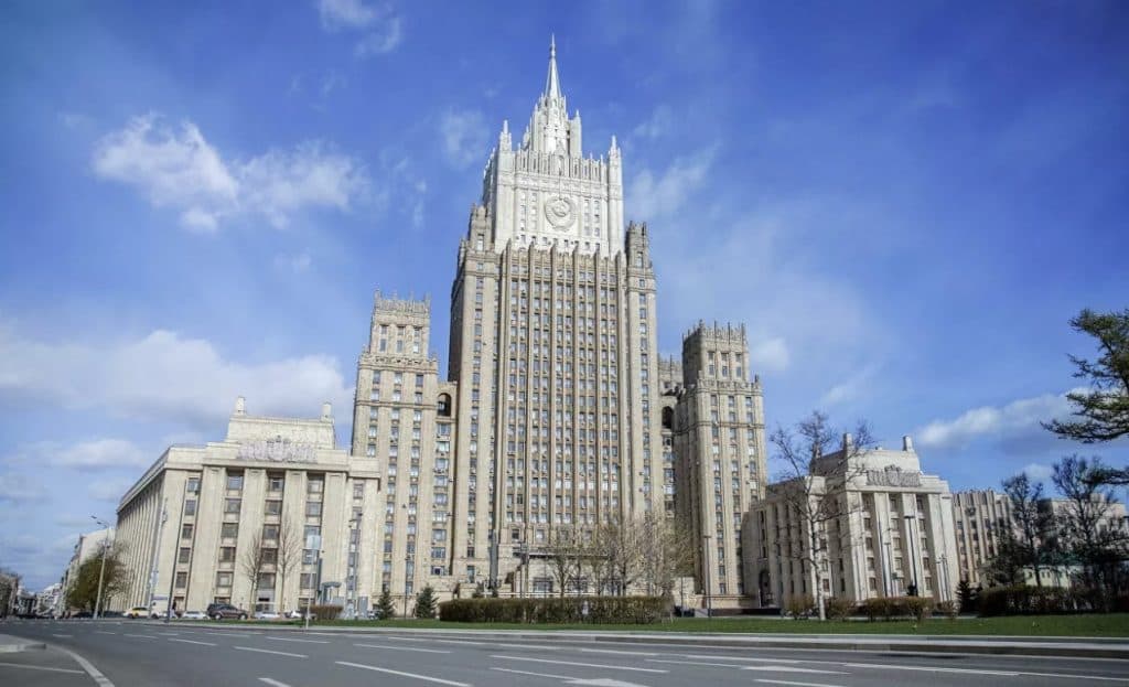 ლავროვის უწყება - აუცილებელია, კოლექტიურად უარვყოთ აშშ-ის და ისრაელის კონფრონტაციული ქმედებები, მოვუწოდებთ აგრესიის შეწყვეტისკენ