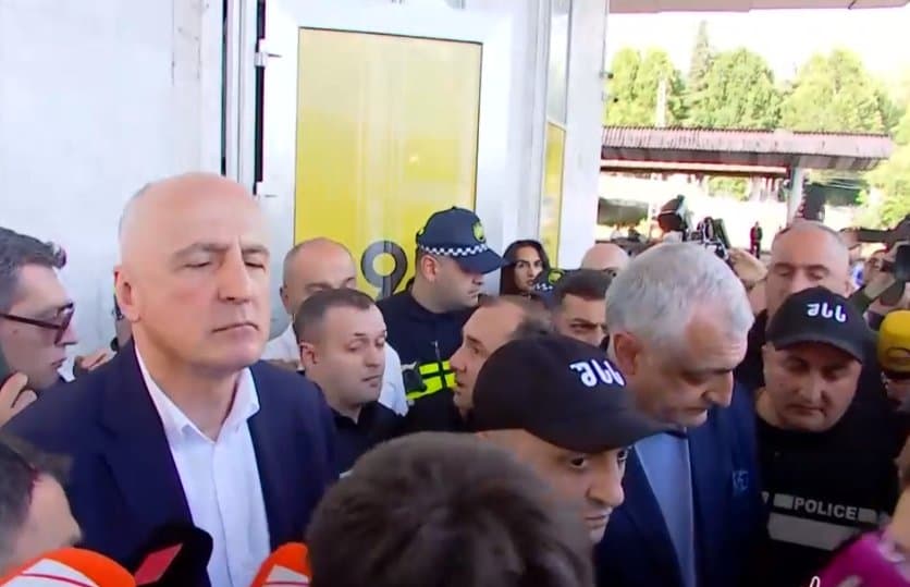 მამუკა ხაზარაძე და ბადრი ჯაფარიძე დააკავეს