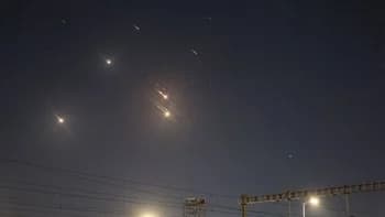 Iran launches missile attacks on US bases in Qatar and Iraq