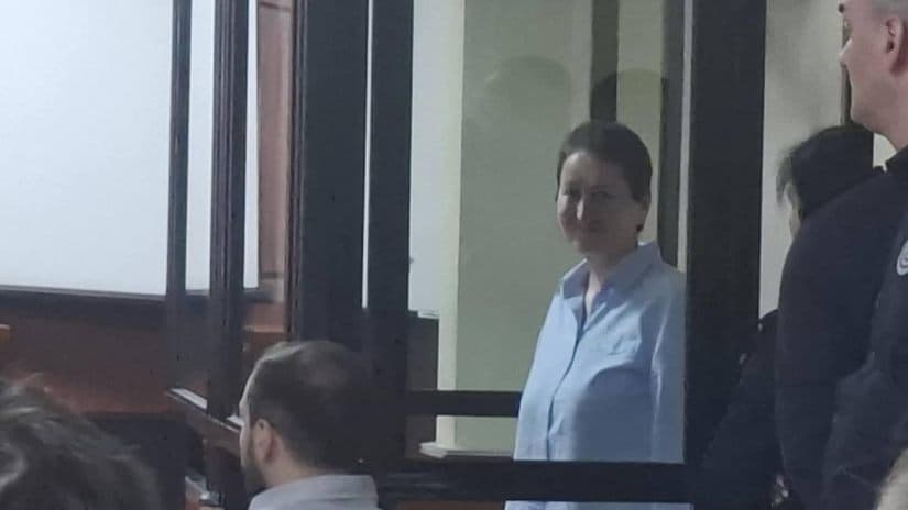 ბათუმის საქალაქო სასამართლოში მზია ამაღლობელის ადმინისტრაციულ საქმეზე სასამართლო პროცესი მიმდინარეობს