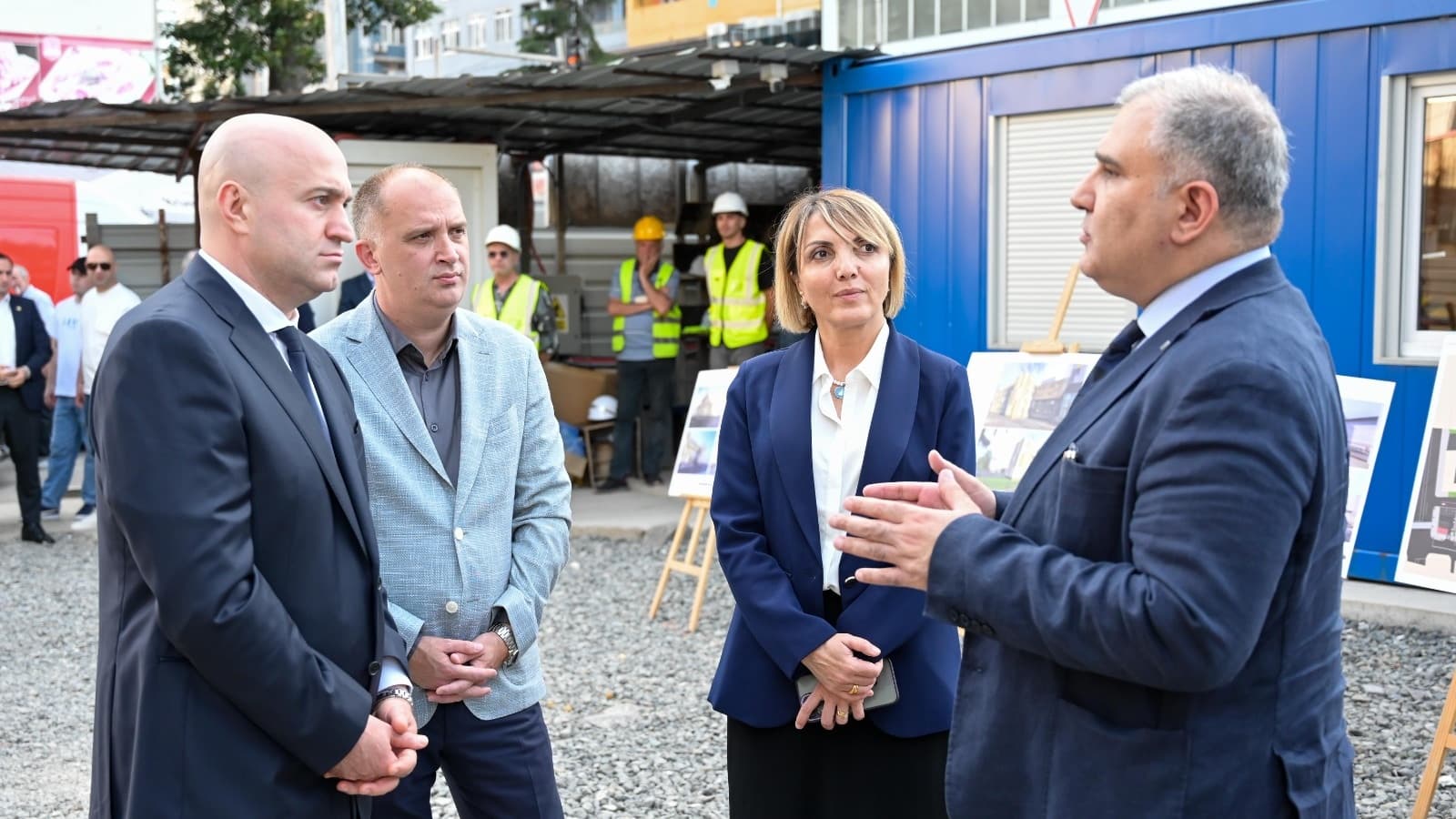 Frontnews image description