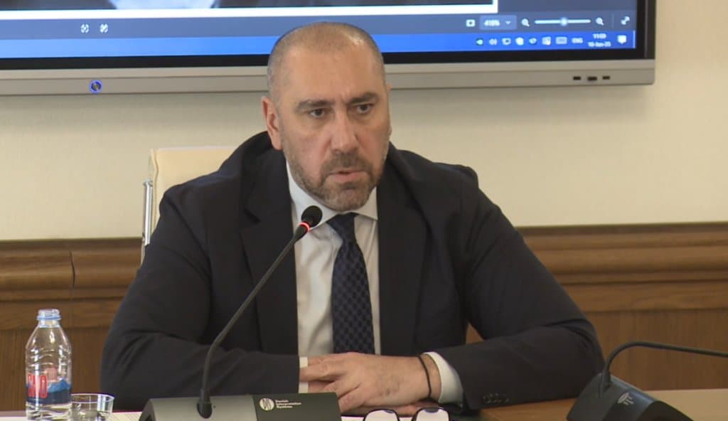 ზურაბ აბაშიძე - თავში აზრად არავის მოსვლია, რომ სადმე შევარდნილიყო, შენობა დაეწვა, ერთი ფოთოლიც არ ჩამოვარდნილა ჩვენი აქციების დროს