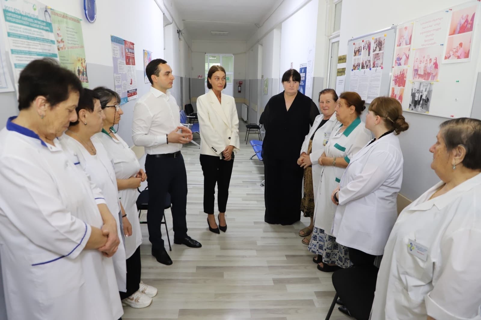 Frontnews image description