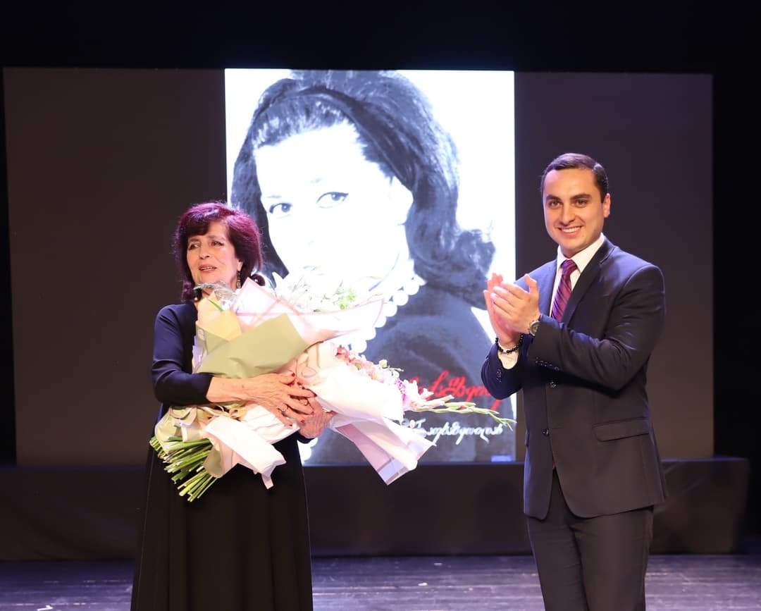 სოხუმის დრამატულ თეატრში ლიანა მიქაშავიძის შემოქმედებითი საღამო გაიმართა