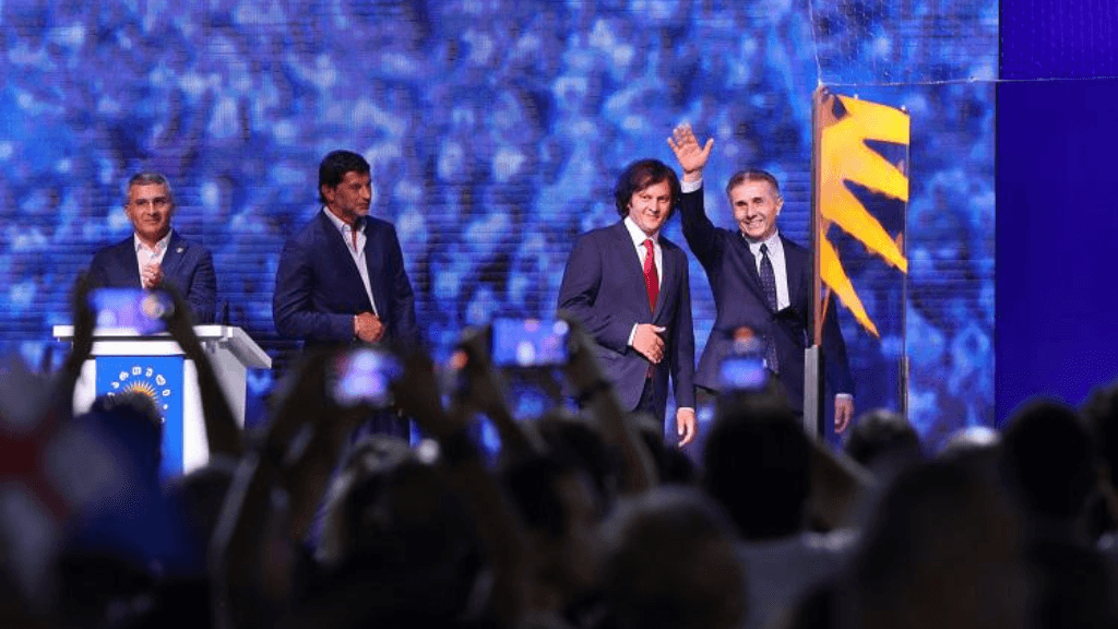 "18 ევროპელი ჩინოვნიკის წერილი კიდევ ერთხელ შეგვახსენებს, თუ რამდენად ღრმად არის ევროკავშირის ქვეყნების უმრავლესობაში და დიდ ბრიტანეთში ფესვგადგმული "დიპ სტეიტის“ არაფორმალური მმართველობა"