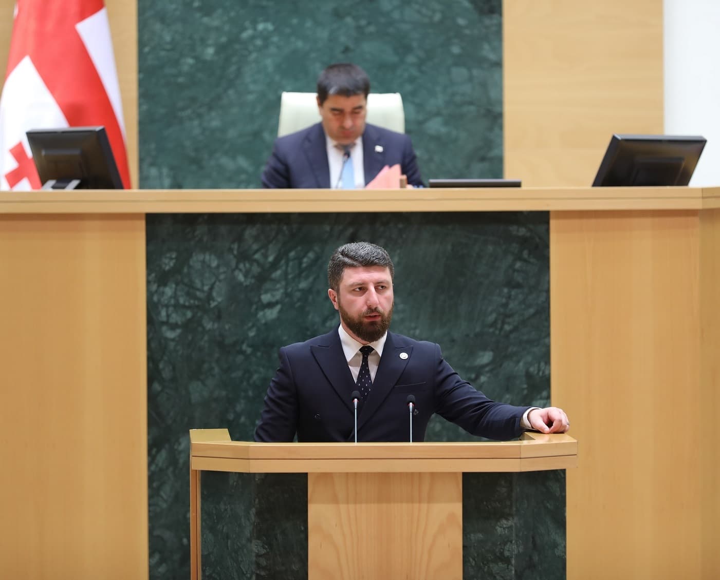 Frontnews image description