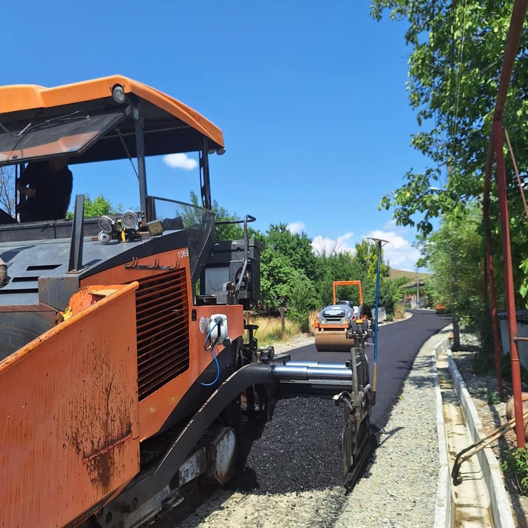 ტინისხიდში საგზაო ინფრასტრუქტურის მოწყობა დაიწყო