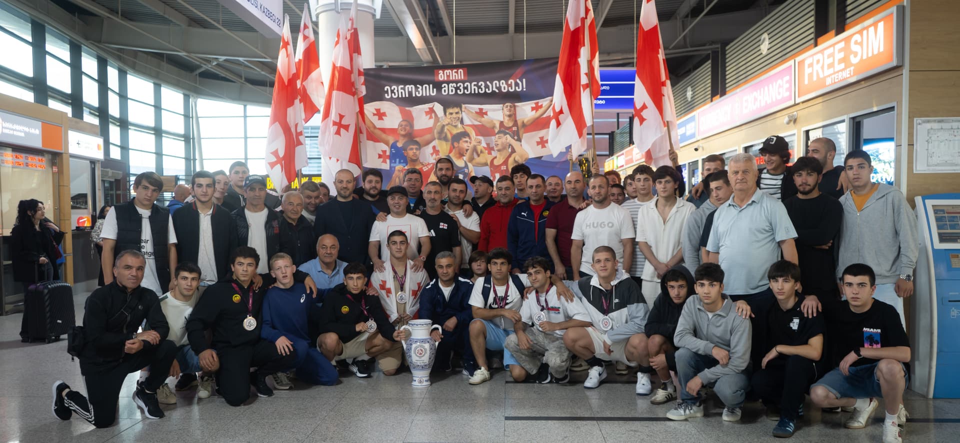 Frontnews image description