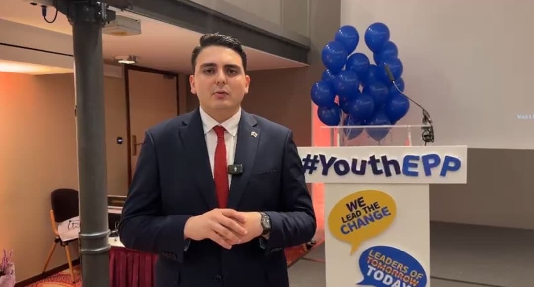 ლევან სანიკიძე - მე წარმოვადგენ იმ ქვეყნის ახალგაზრდობას, რომელიც ოდესღაც დემოკრატიის შუქურად მიიჩნეოდა, დღეს კი ავტორიტარიზმის ბნელ გზას დაადგა