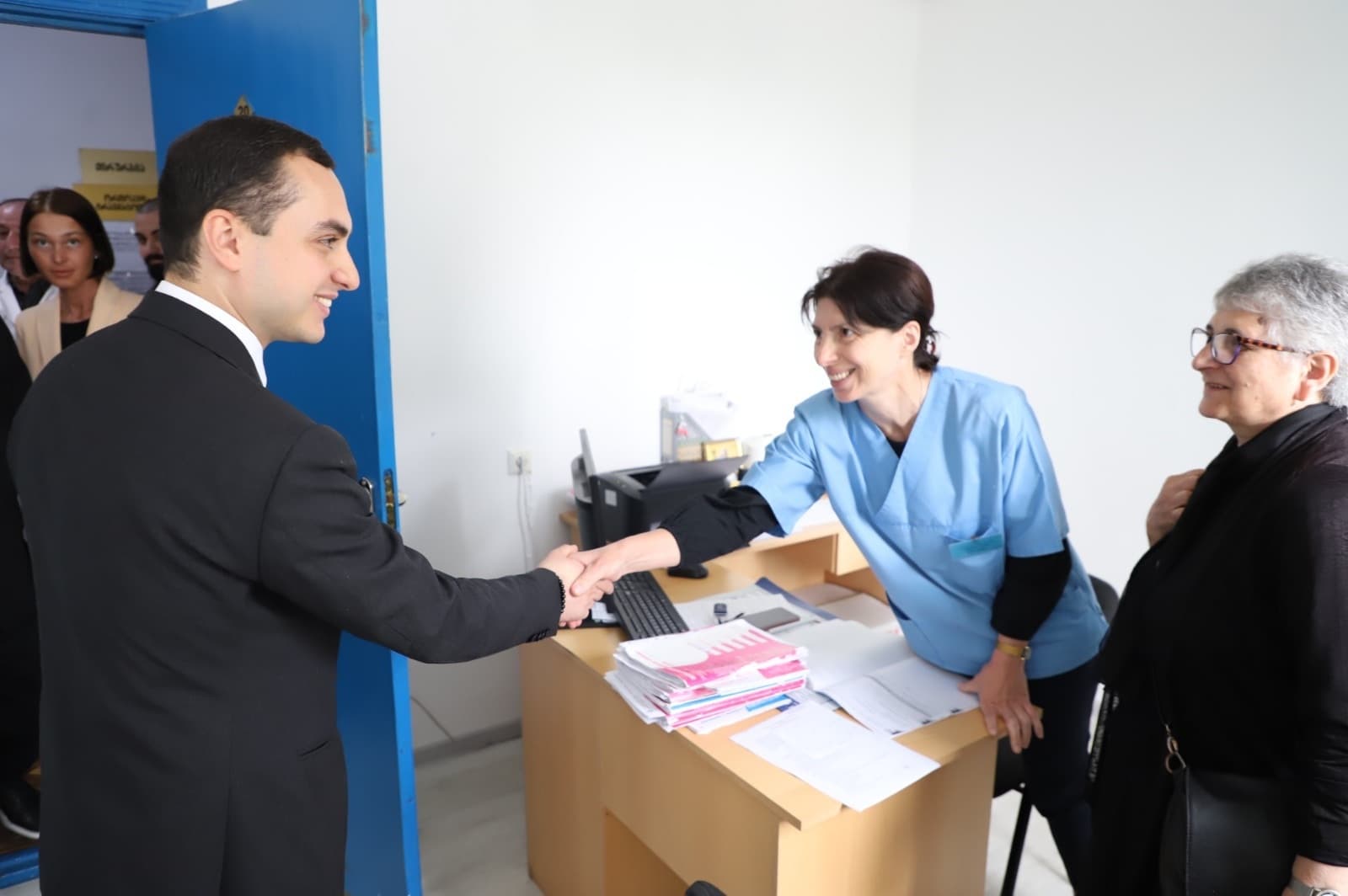 Jincharadze thanked the medical personnel for their continued dedication to the health and wellbeing of the displaced population