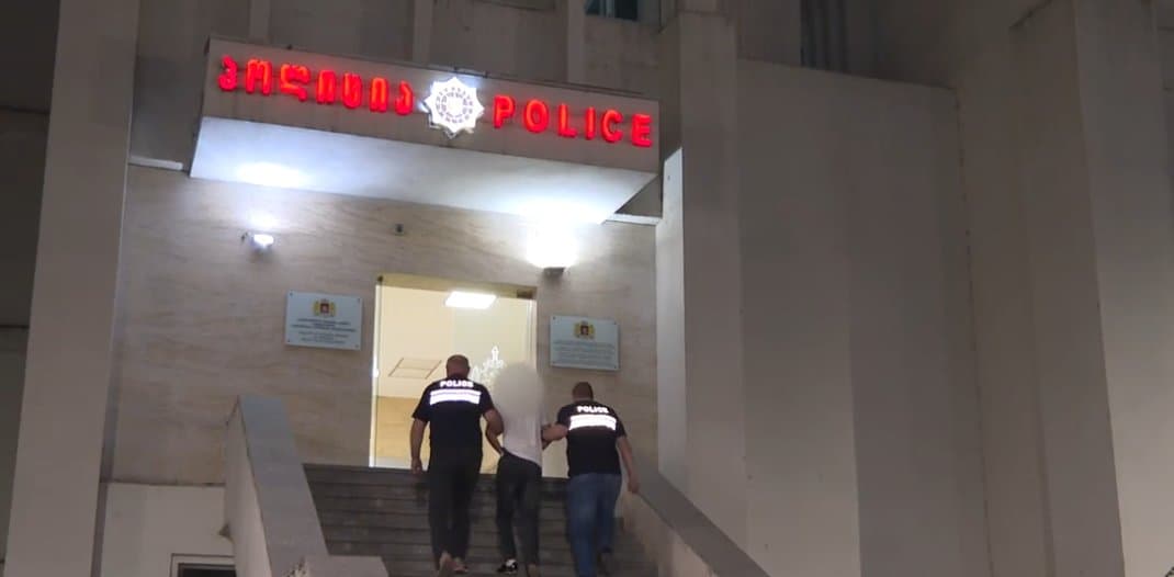 Frontnews image description