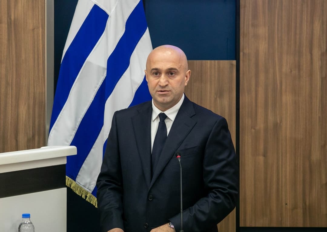 სულხან თამაზაშვილმა აბიტურიენტებს ერთიანი ეროვნული გამოცდების დაწყება მიულოცა