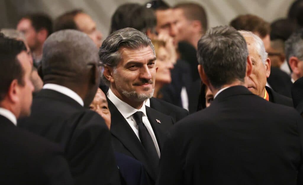 მიხეილ ყაველაშვილი - ერთი რამ მინდა, ვუთხრა გიორგი ცინცაძეს, ნუ გამოაყენებინებს საკუთარ სახელს, რომ მისი მეგობრები არ დაზიანდნენ