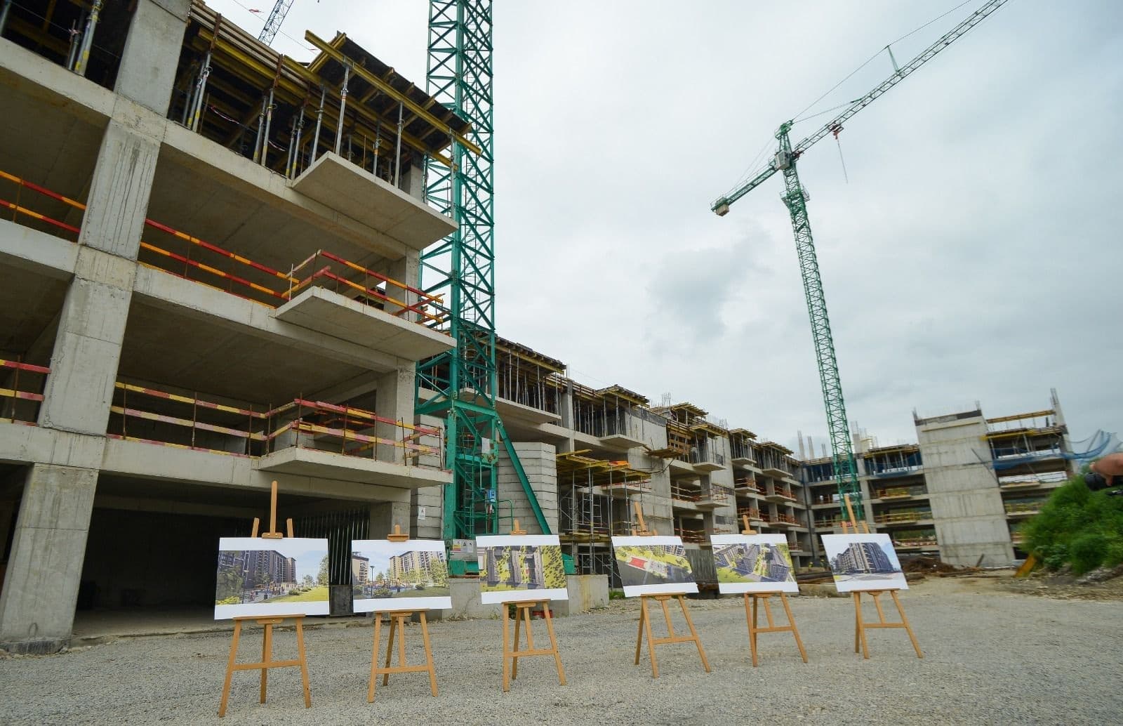 Frontnews image description