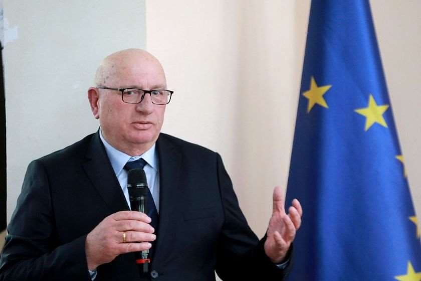 Frontnews image description