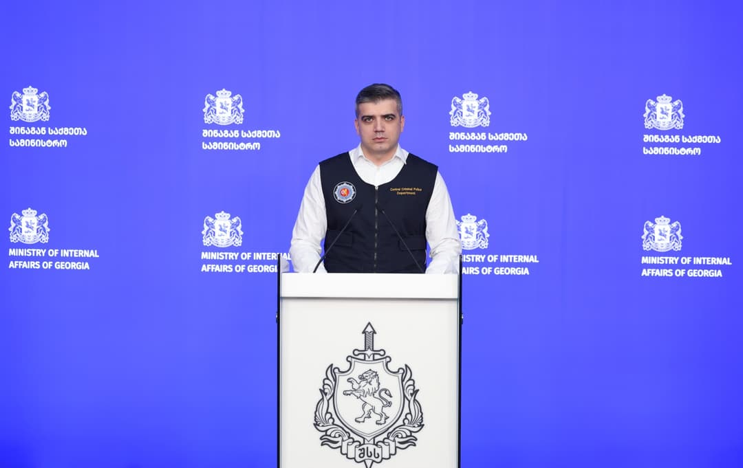 შსს - პოლიციამ საქართველოს მასშტაბით დიდი რაოდენობით უკანონო ცეცხლსასროლი იარაღები და საბრძოლო მასალა ამოიღო