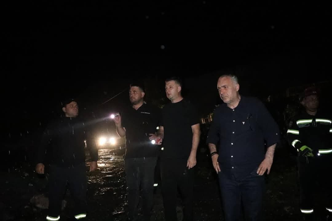 ონის მუნიციპალიტეტის მერი სტიქიით დაზარალებულ სოფლებში არსებულ ვითარებას გაეცნო