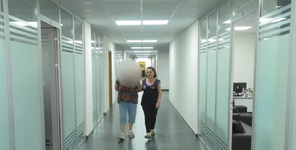 პოლიციამ ნარკოდანაშაულის ბრალდებით ორი პირი დააკავა