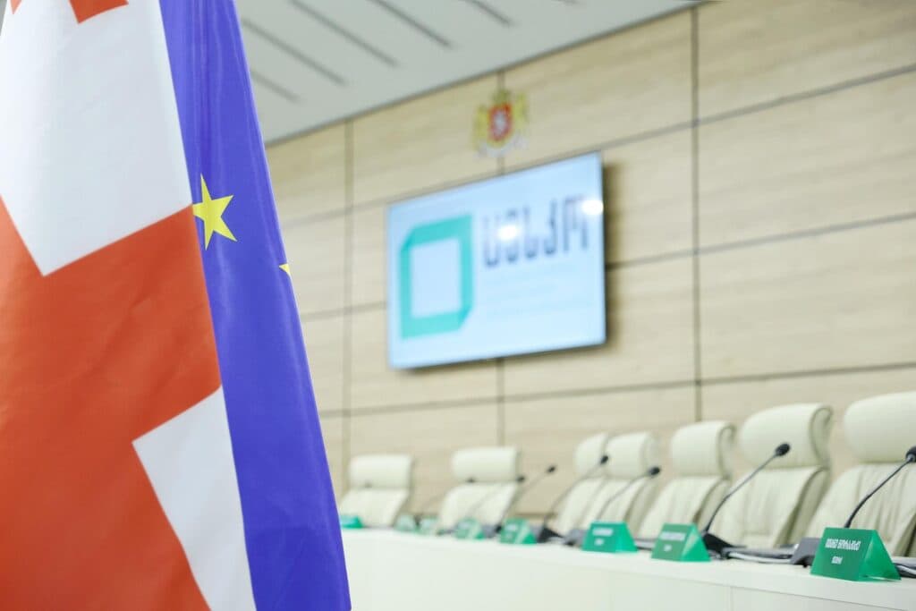 ცესკო - თვითმმართველობის არჩევნებში მონაწილეობის მიზნით, საარჩევნო ადმინისტრაციას დღეს სამმა პოლიტიკურმა პარტიამ მიმართა