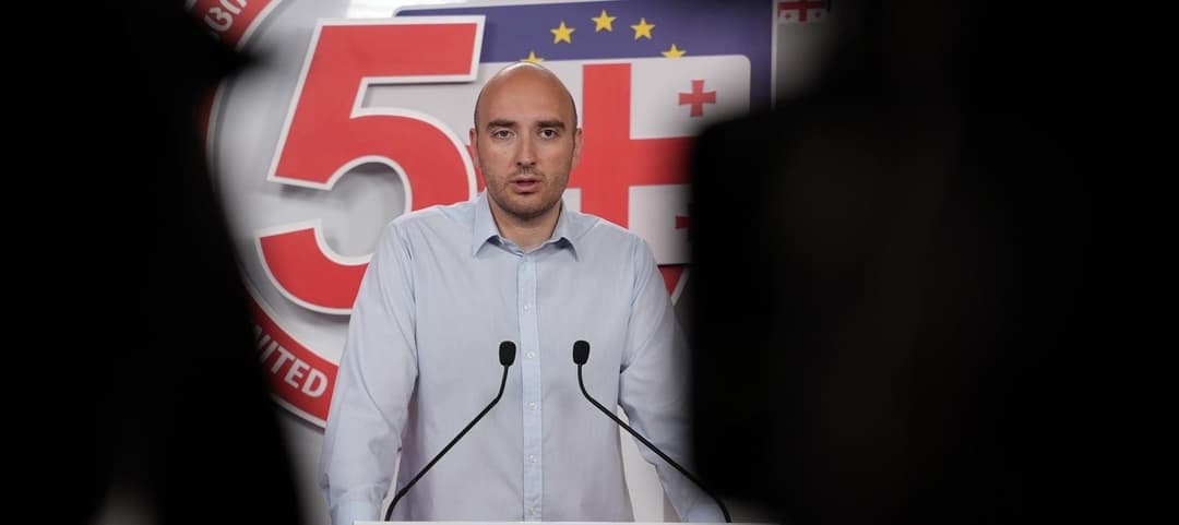 ირაკლი ფავლენიშვილი - ძალიან კარგად იცის საერთაშორისო სამართალი კობახიძემ და კარგად იცის, რომ ქვეყანას ღალატობს