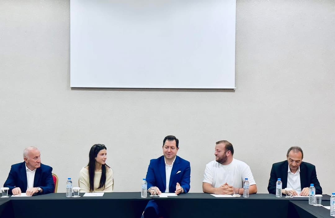 აფხაზეთის მთავრობის წევრები მეტრო ჰოლდინგის წარმომადგენლებს შეხვდნენ