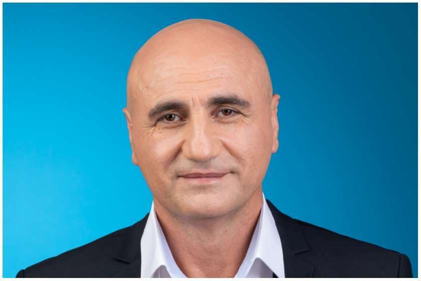 Frontnews image description