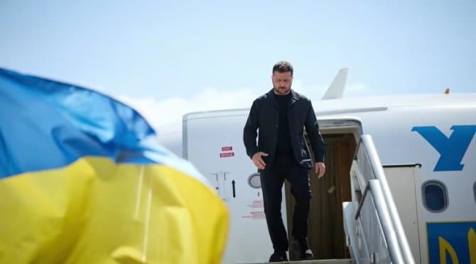 Frontnews image description